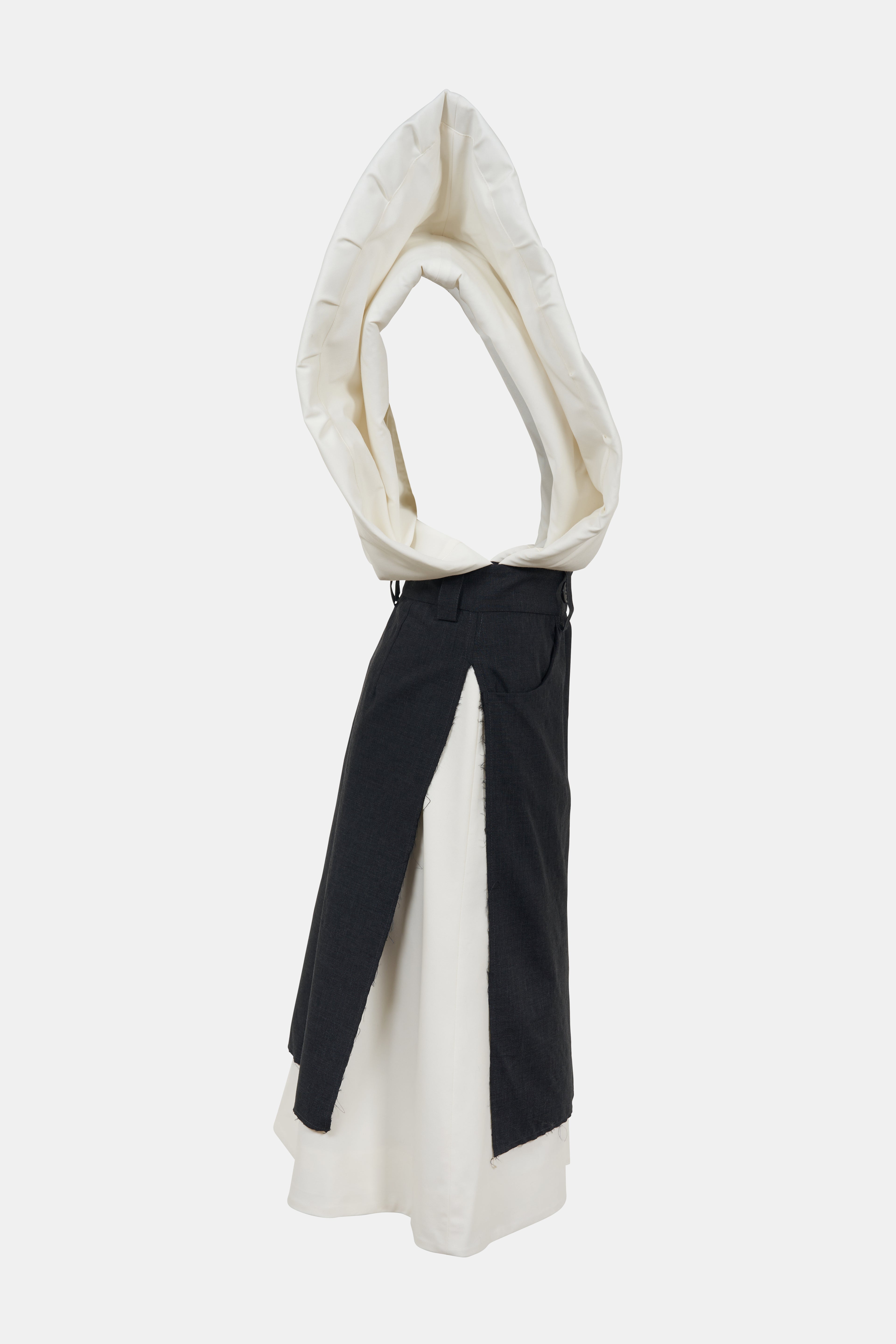 Alien Fashion Uniform - Futuristic Couture | ARISO